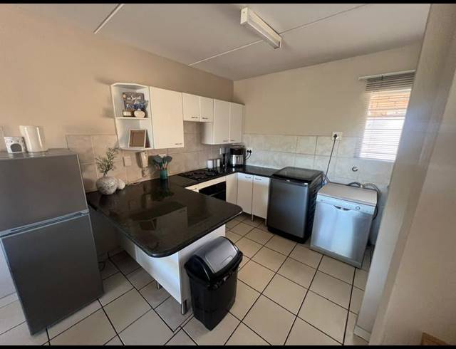 1 BEDROOM PROPERTY TO RENT IN WELTEVREDEN PARK